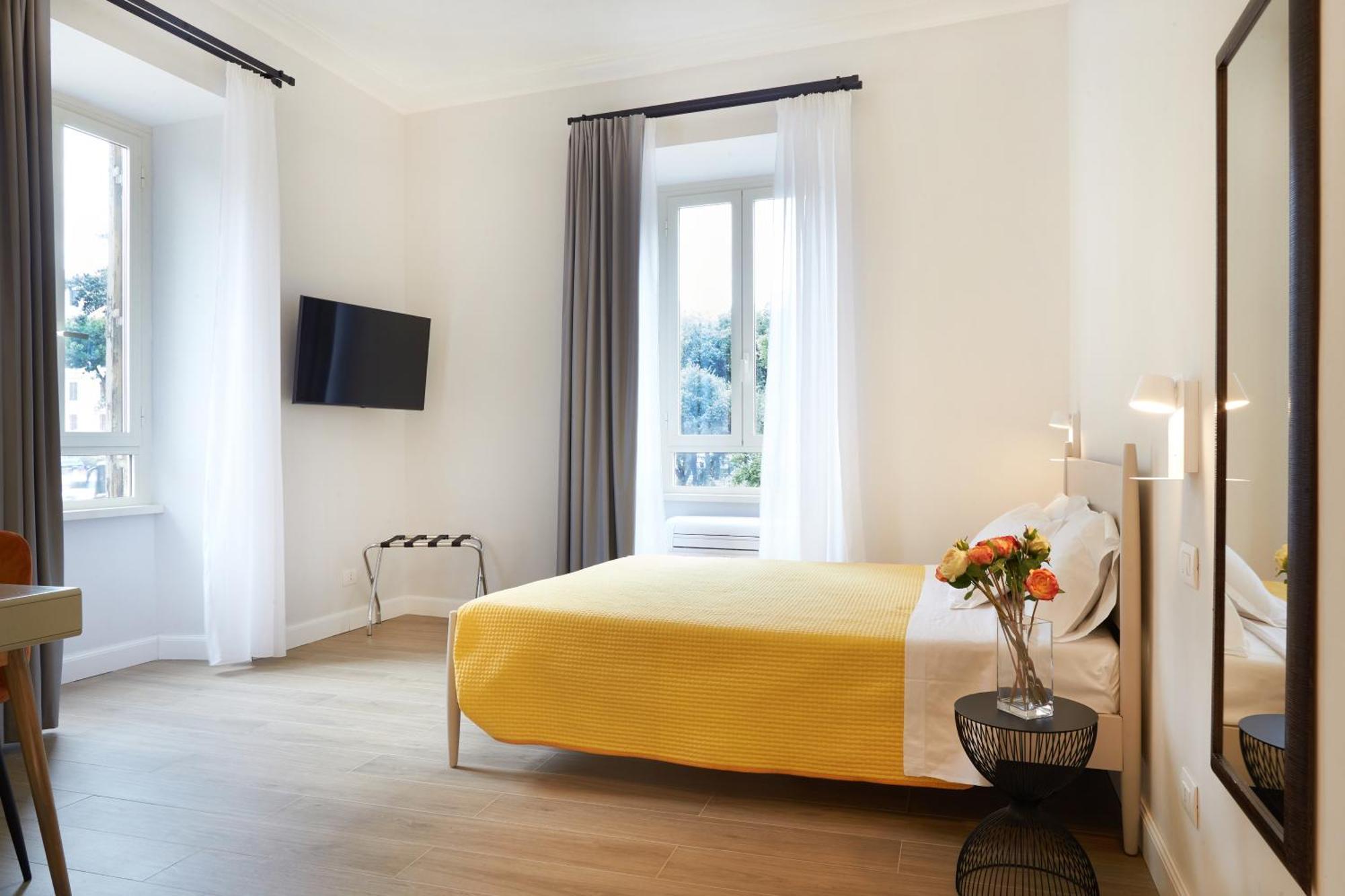 Hotel Reyes Rome Exterior photo